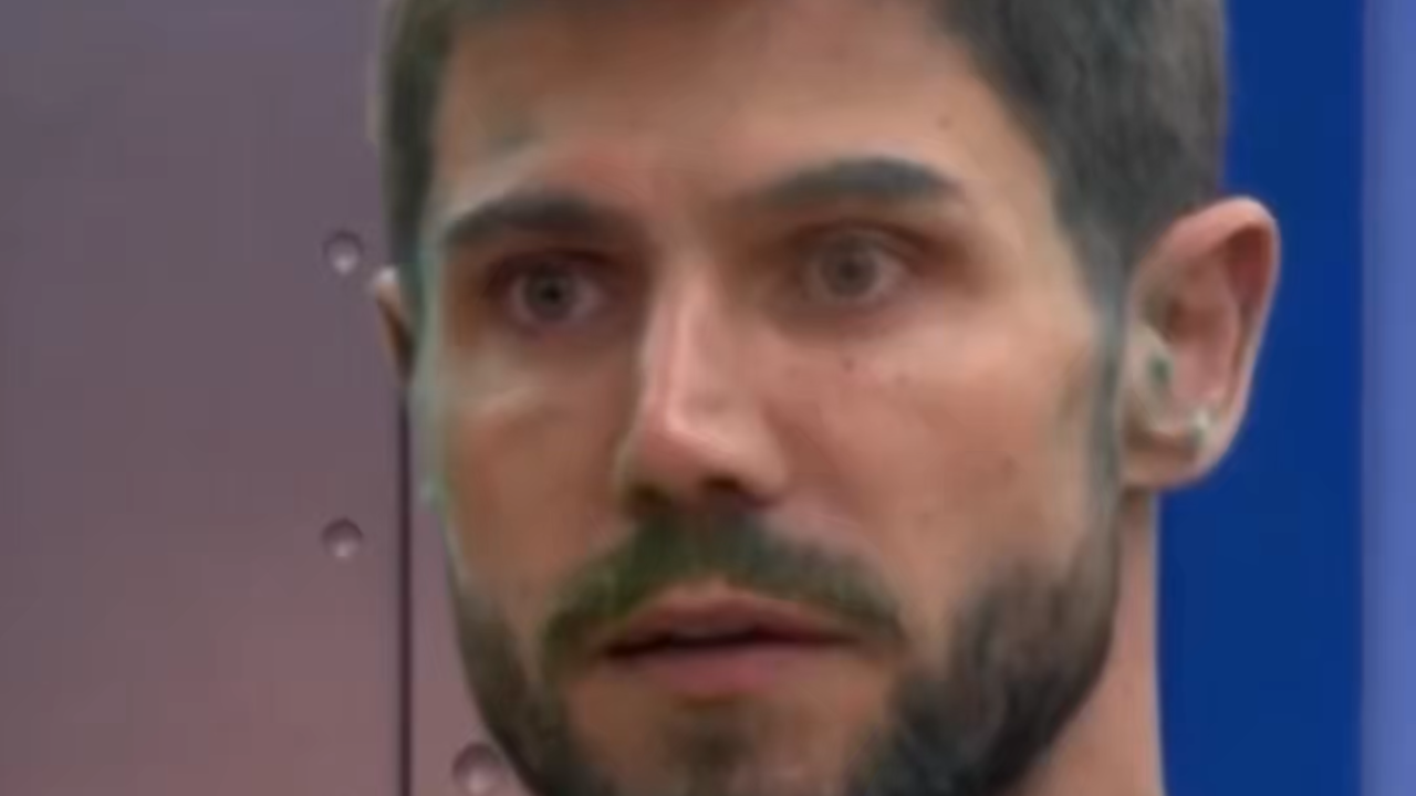 Jonas reclama de demora de Ana Paula no banheiro após sincerão: ‘Banho de meia hora?’; assista ao vídeo