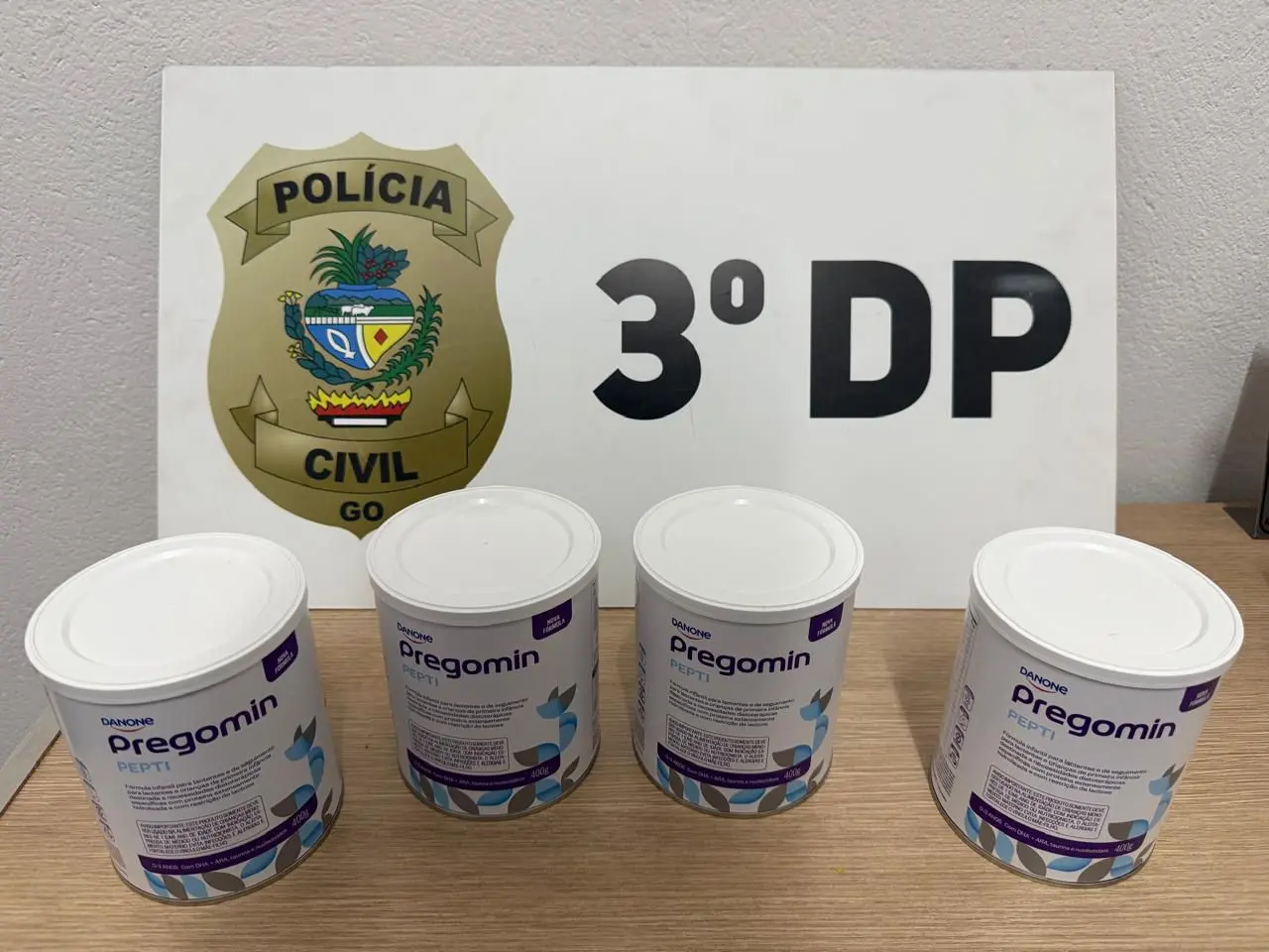 Polícia investiga venda irregular de fórmula infantil distribuída pela rede pública