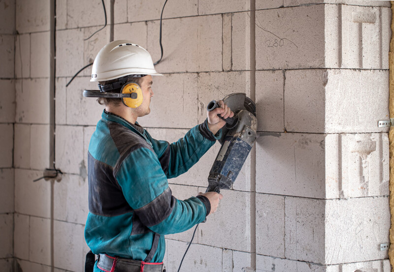 Obras, reformas e instalações: como economizar sem abrir mão da qualidade?