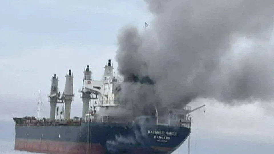 Irã ataca navios em Hormuz e amplia tensão na guerra com Israel