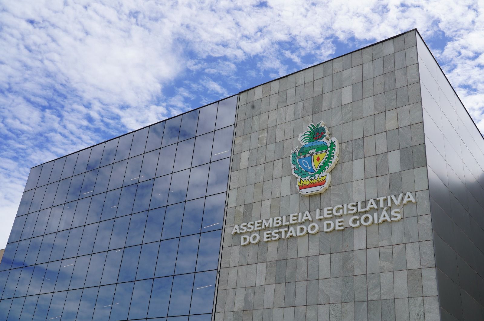 Alego devolve R$ 550 milhões para duplicação de rodovias em Goiás