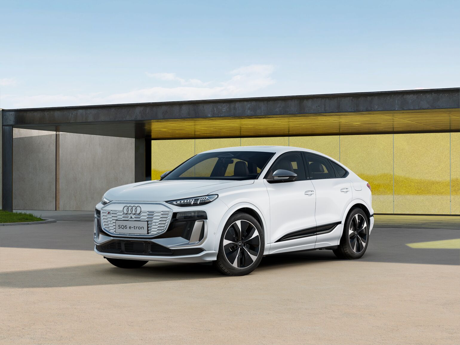 Audi do Brasil lança a linha 2026 do esportivo SQ6 Sportback e-tron. Preço: R$ 790.990