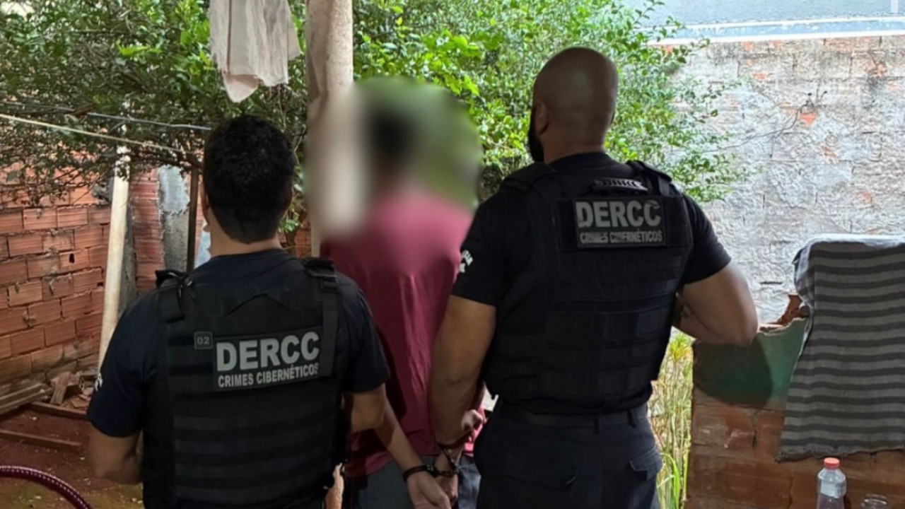 Polícia prende homem em Goiânia por armazenar material de abuso sexual infantil no celular