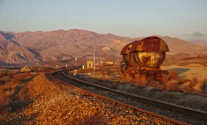 Estação ferroviária de Mashhad é fechada após alerta de Israel em meio à escalada no Oriente Médio