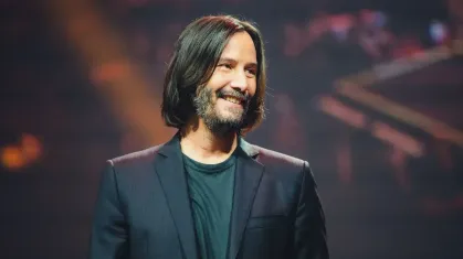 Keanu Reeves dá conselho direto a novos atores durante divulgação de comédia com Cameron Diaz