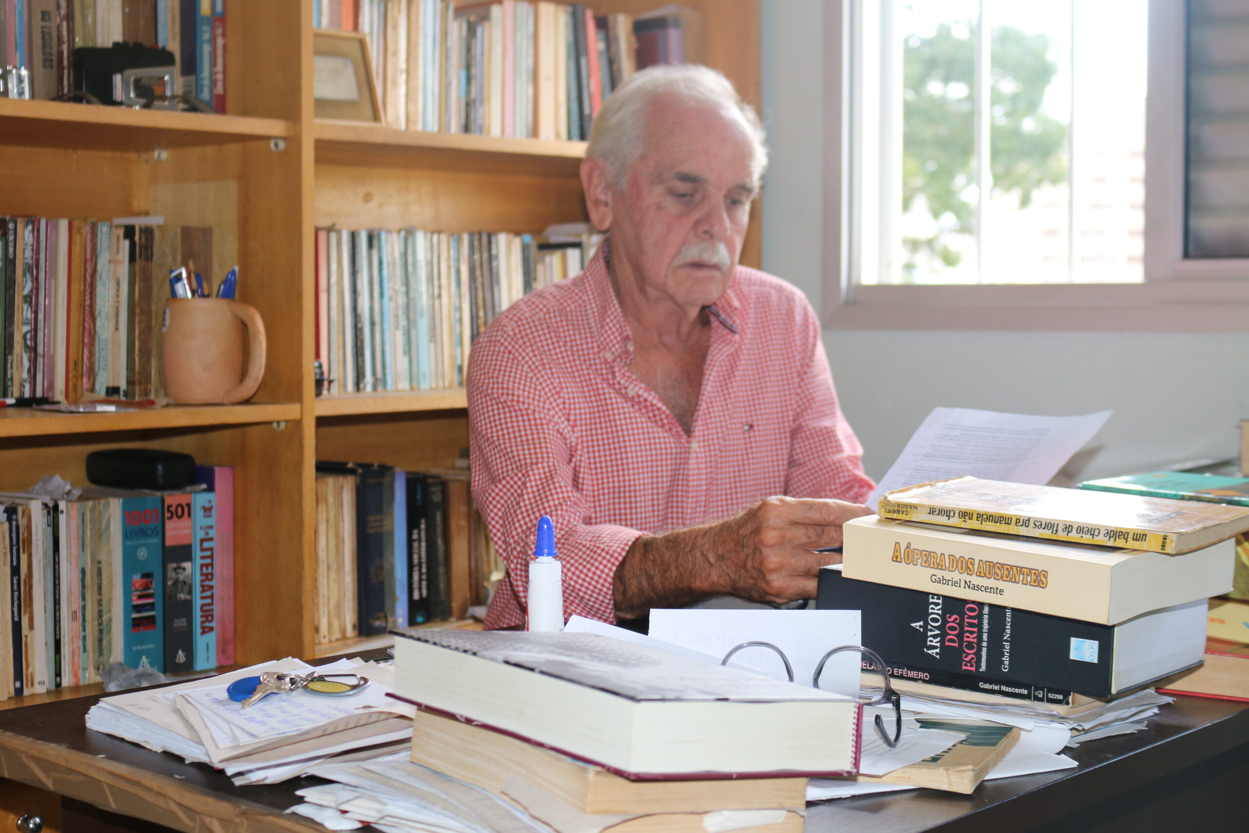 Gabriel Nascente: "A poesia me sequestrou"