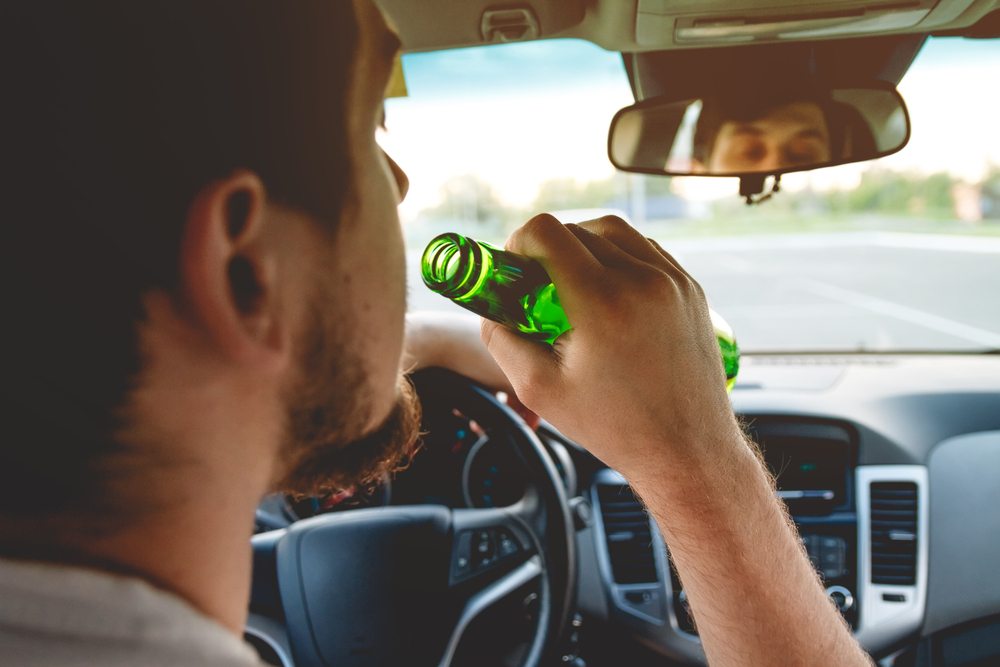 Beber e dirigir custará R$ 30 mil e suspensão de 10 anos da CNH para motoristas Bêbados