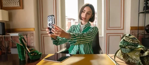 “Emily em Paris” terá 6ª temporada com trama entre Grécia e Mônaco