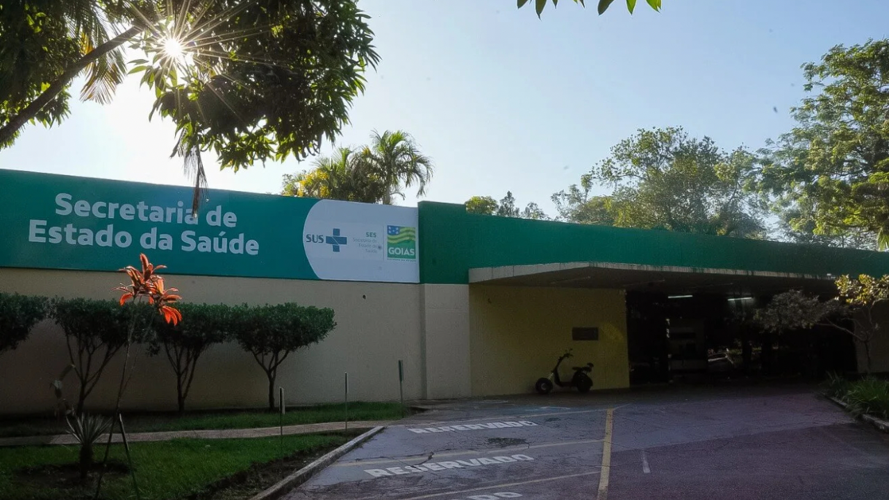 Última semana para inscrições no concurso da SES-GO com 50 vagas e salário de R$ 10 mil