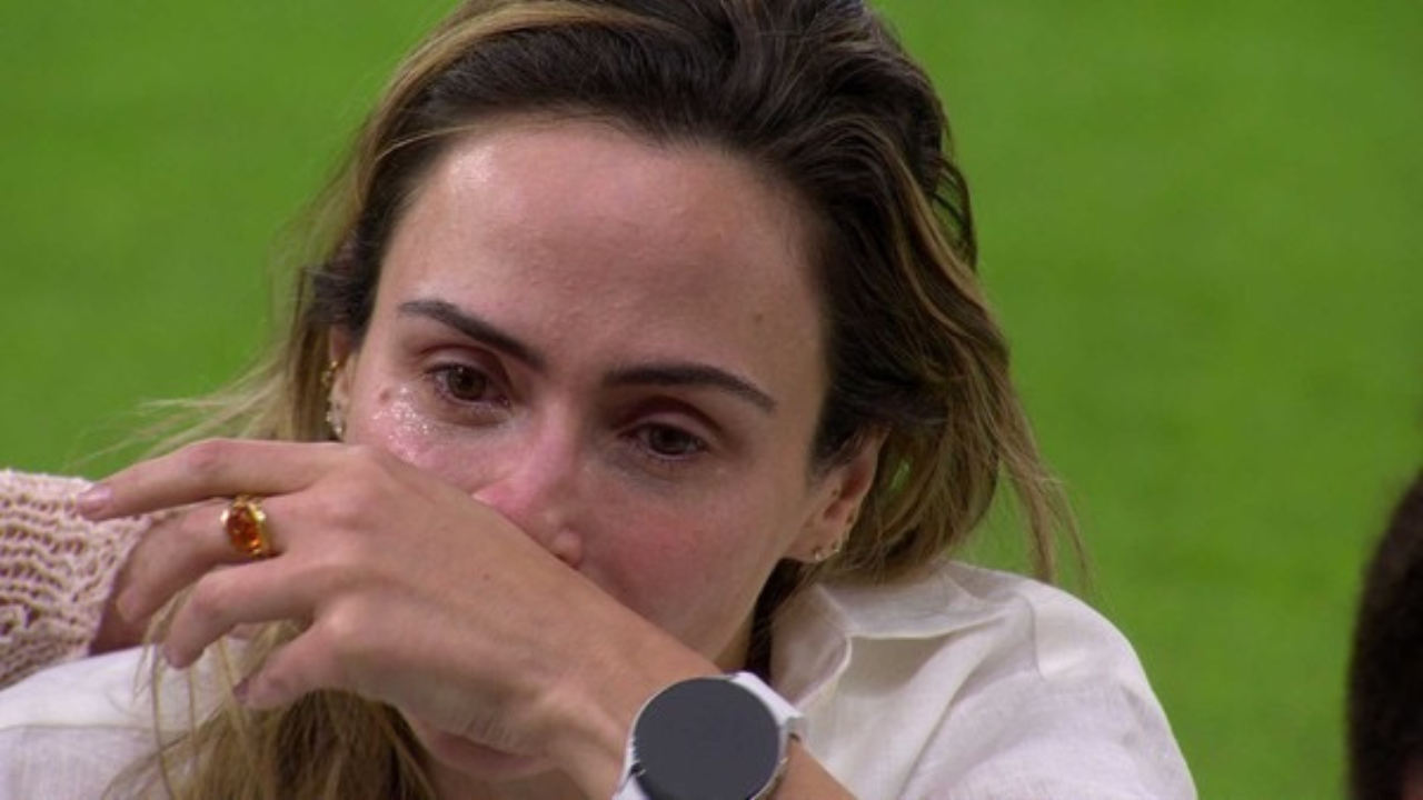 Vídeo: Ana Paula Renault revela morte do pai a Milena após eliminação de Leandro Boneco