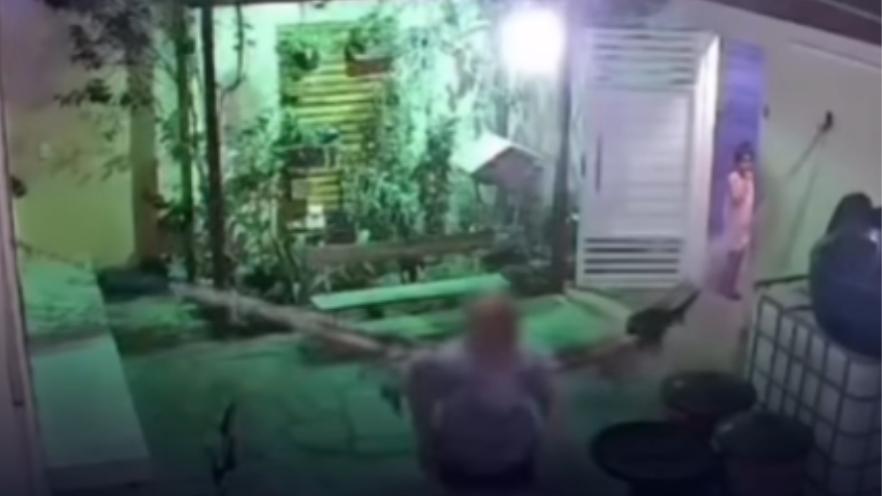 Padrasto é flagrado em vídeo ao agredir enteada