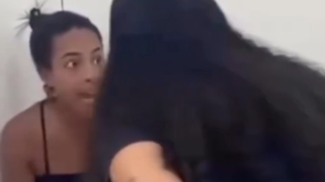 Esposa agride amante e depreda salão de estética após descobrir traição do marido; assista ao vídeo