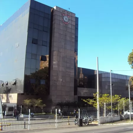 Conselho Deliberativo vota contas do Corinthians com déficit de R$ 143,4 milhões em 2025