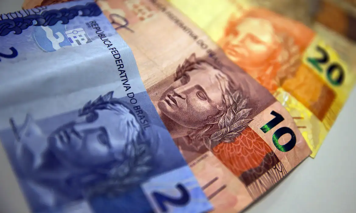 INSS inicia pagamento do 13º para aposentados e pensionistas