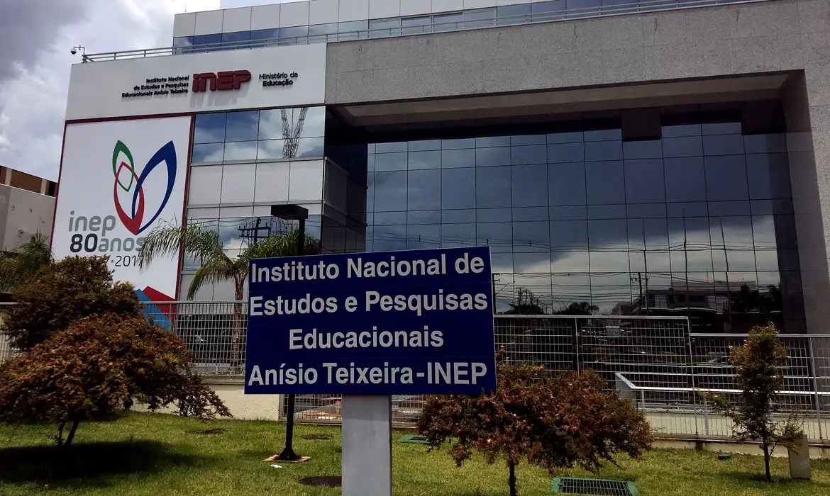 Prazo para recorrer da isenção do Enem 2026 termina na próxima segunda-feira, 19/05