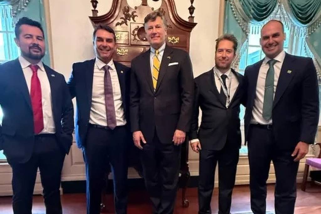 Aliados de Flávio articulam pressão nos EUA contra PCC e CV