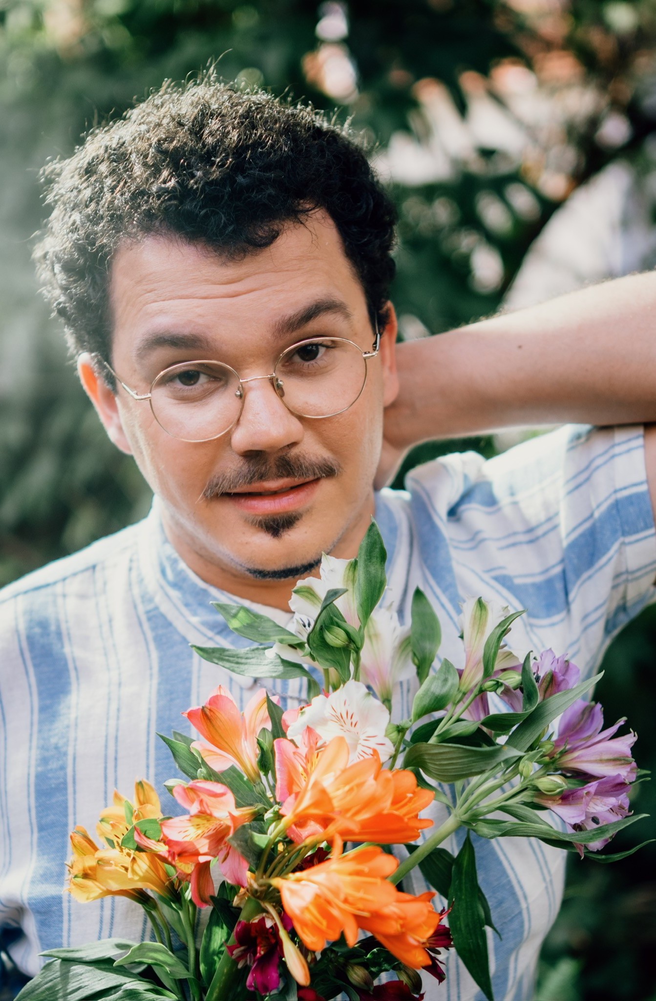 Giuliano Eriston fala sobre "Politonia":"É um disco colorido e vibrante"