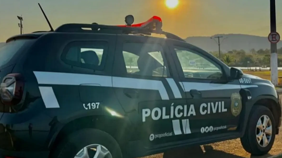 Homem agride esposa durante almoço e bebê acaba atingido