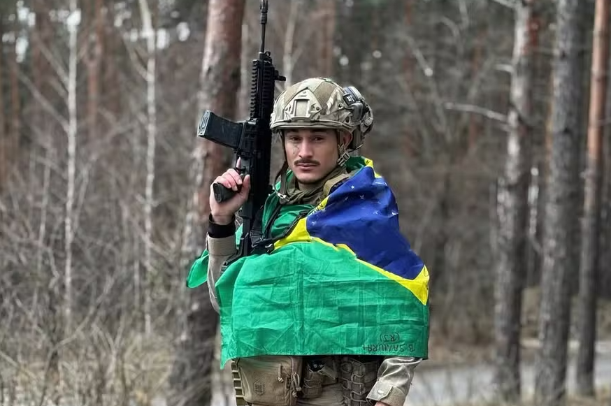 Vídeo: Brasileiros surgem em vídeo nas trincheiras da guerra entre Ucrânia e Rússia