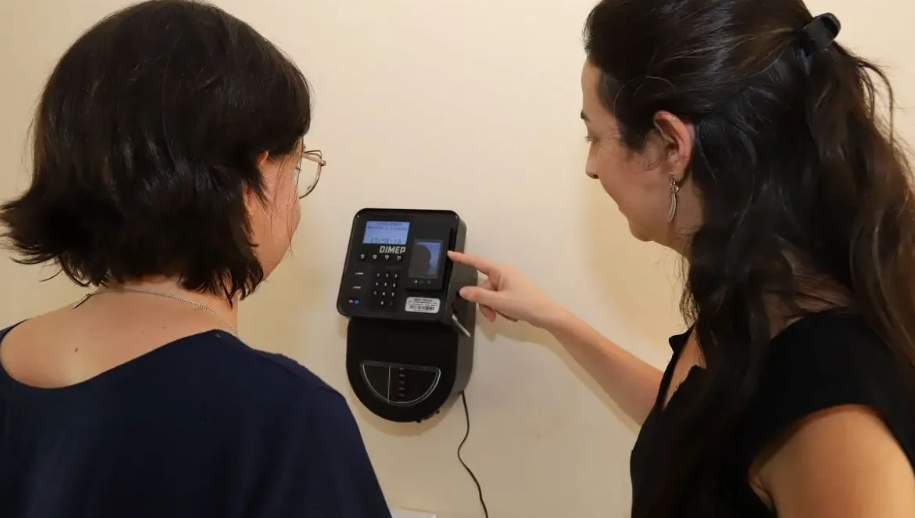 Prefeitura de Goiânia prepara implantação de ponto eletrônico com biometria facial