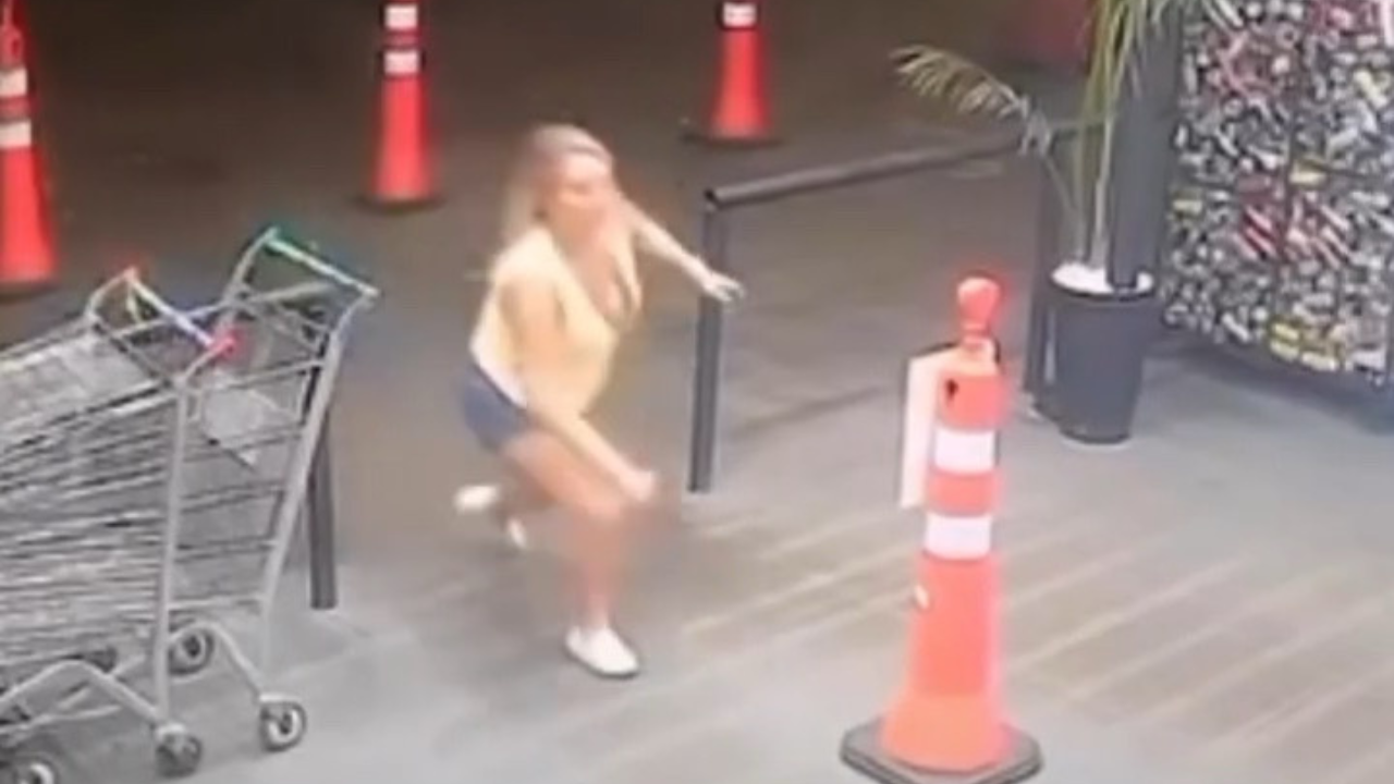 Vídeo: Mulher pega pistola em casa e volta a distribuidora após Ser impedida de usar banheiro em Goiânia