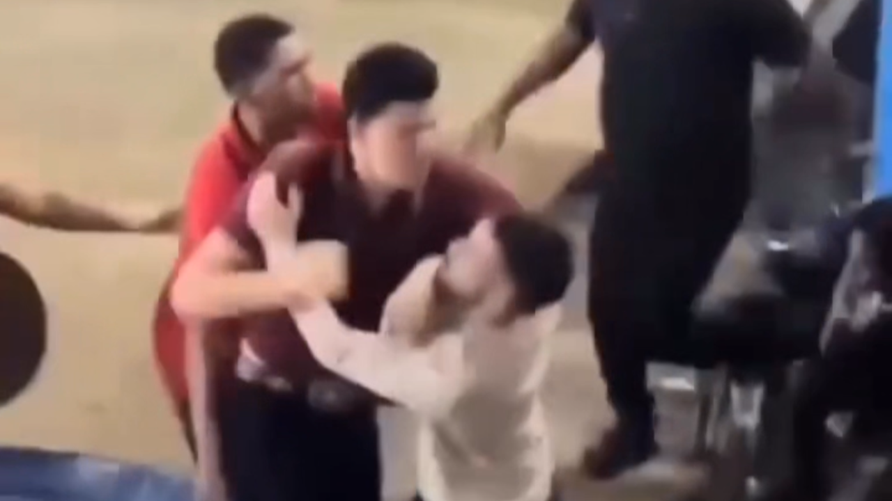 Vídeo: Homem tenta agredir mulher e causa briga generalizada durante festa agropecuária