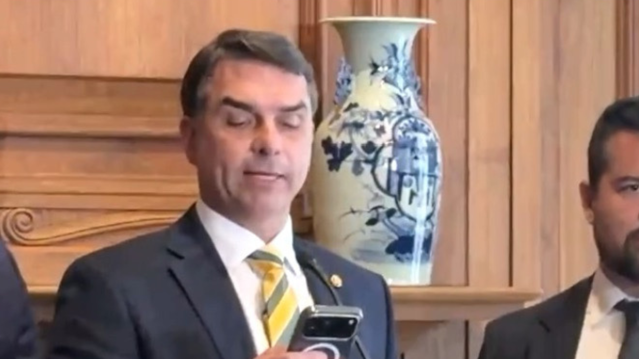 Vídeo: Flávio diz que Trump perguntou sobre saúde de Jair Bolsonaro