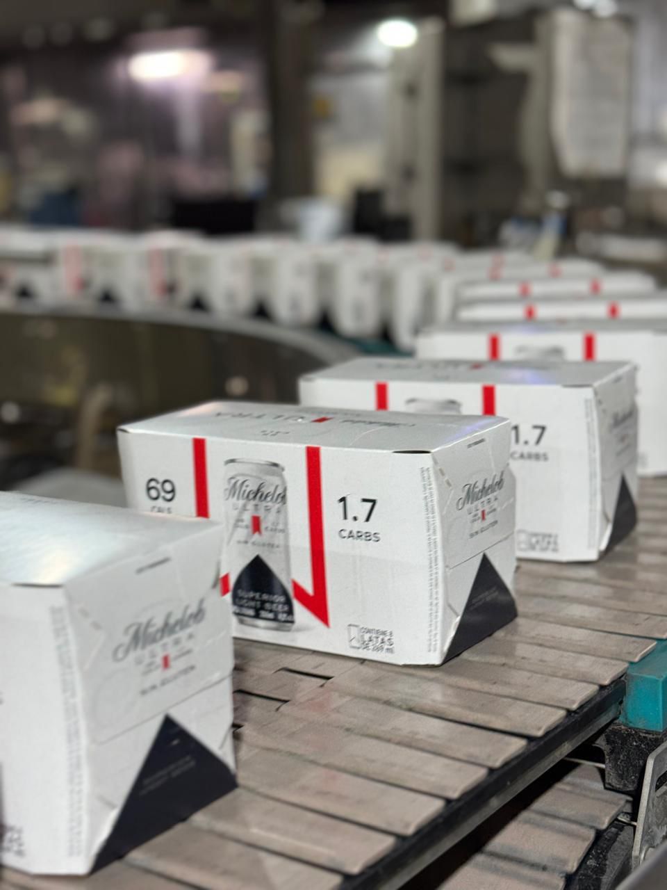 Ambev registra recorde de volume de vendas de cerveja no Brasil no primeiro trimestre