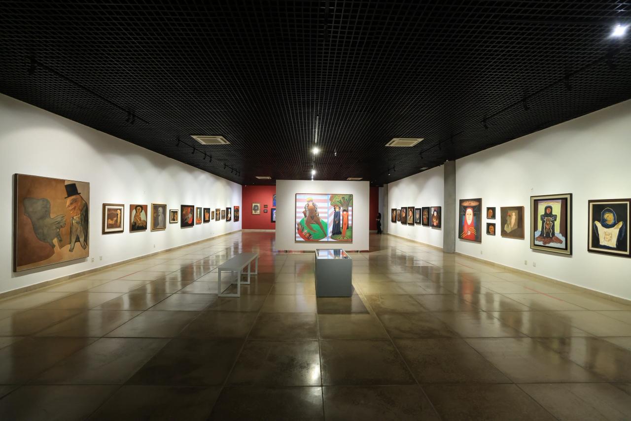 Daniel Vilela destaca produção artística goiana na abertura da exposição “4 Mestres da Arte”