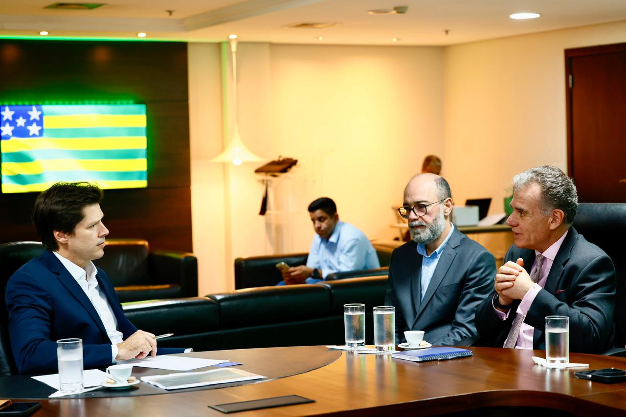 Daniel Vilela reforça interesse de industrializar cadeia das terras raras em Goiás