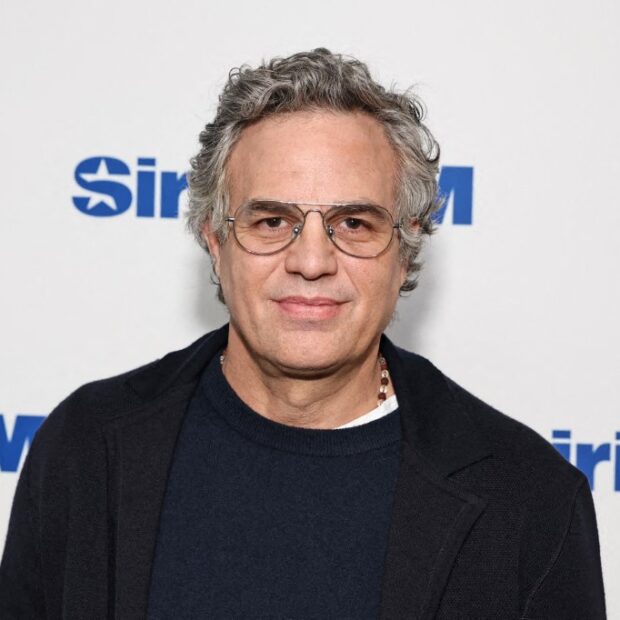 Mark Ruffalo diz que artistas temem retaliação por fusão em Hollywood