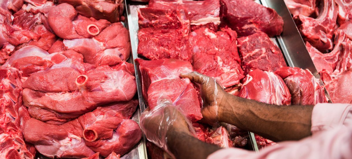 Brasil corre risco de perder quase US$ 2 bilhões anuais em exportação de carnes