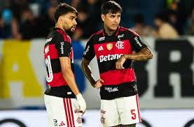 Flamengo embarca sem Paquetá e Pulgar para jogo contra Medellín na Libertadores