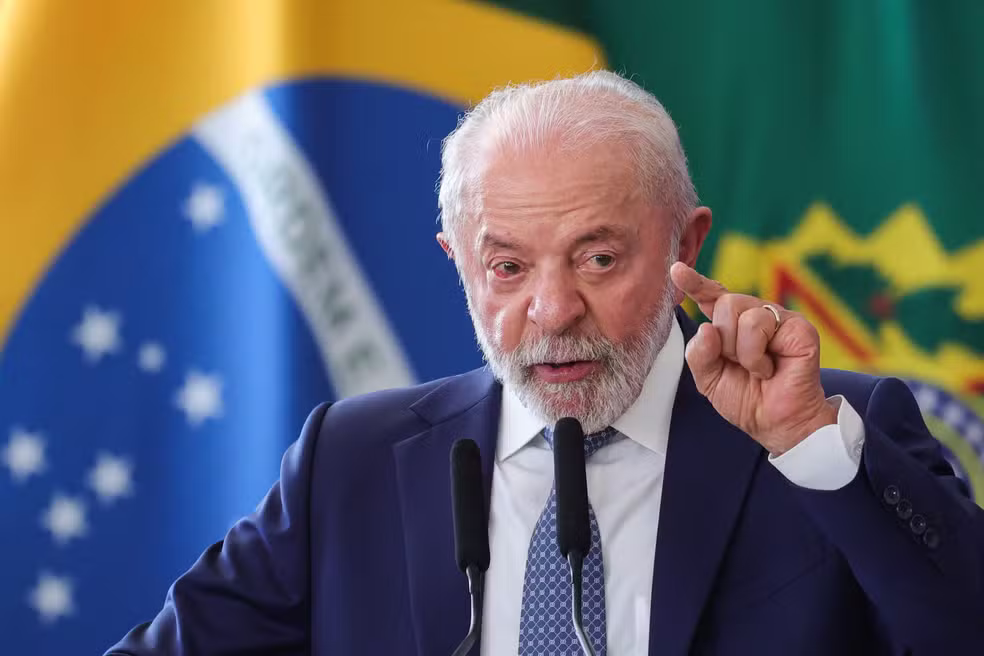 Datafolha: Lula abre vantagem sobre Flávio após crise do filme Dark Horse