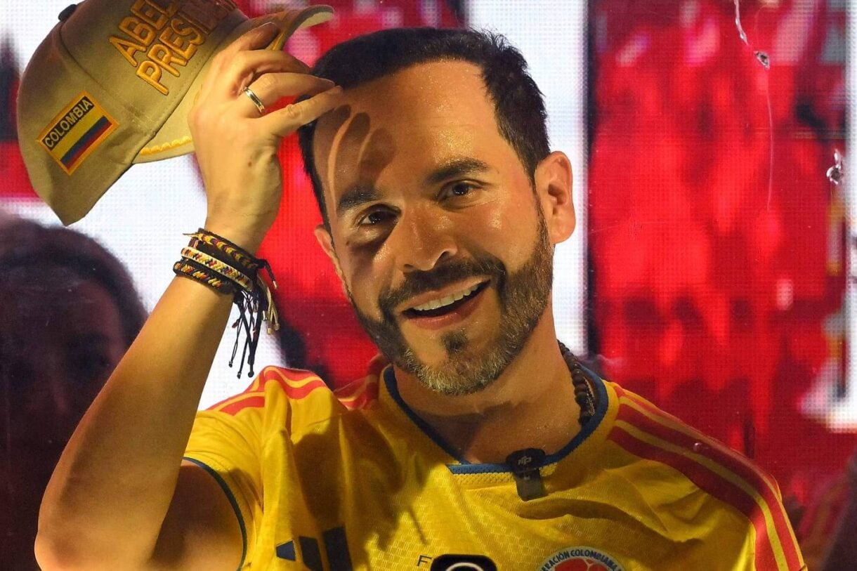 Colômbia elege Abelardo de la Espriella em disputa acirrada e polarizada