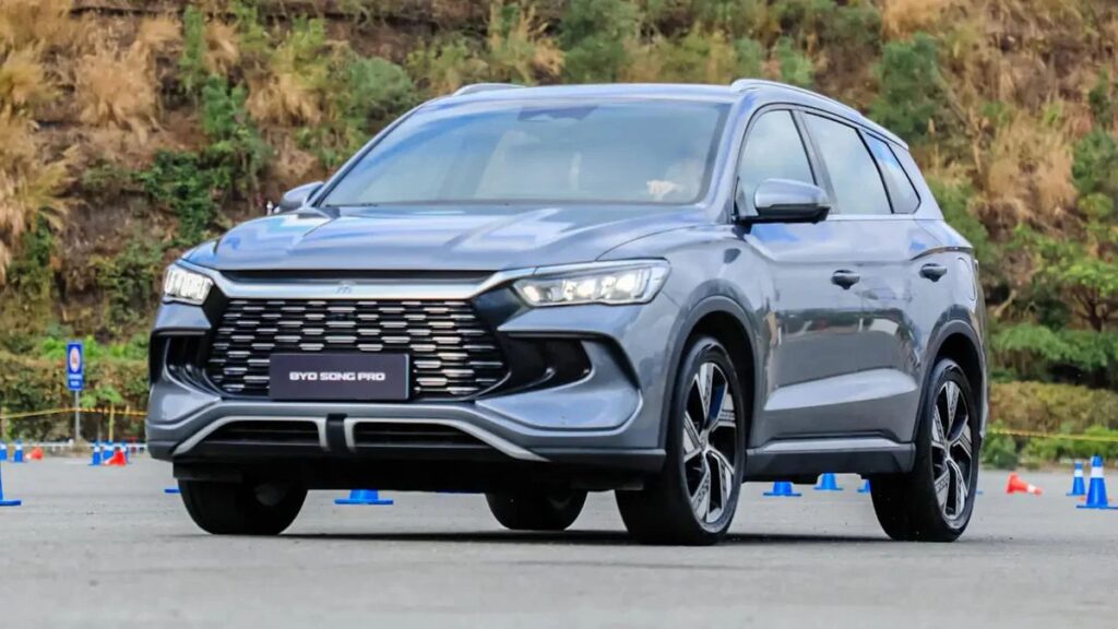 BYD atinge marca histórica de 300 mil veículos vendidos no Brasil