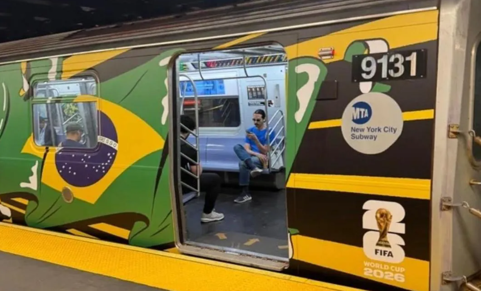 Vídeo: Trem do metrô de Nova York surpreende passageiros com homenagem ao Brasil