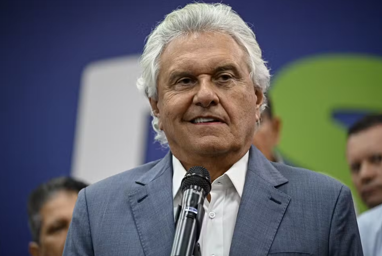 Caiado diz que ganha força contra Lula e aponta recuo de Flávio Bolsonaro; assista ao vídeo