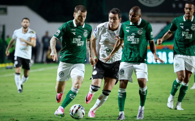 Goiás sofre nova goleada na Serrinha, perde por 3 a 0 para o Operário e amplia jejum na Série B