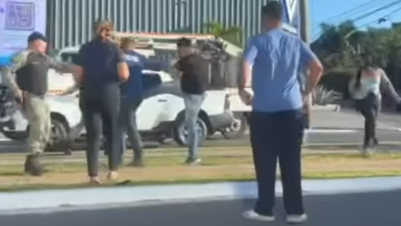 Vídeo: Confusão generalizada mobiliza Polícia Militar na Avenida Rio Verde