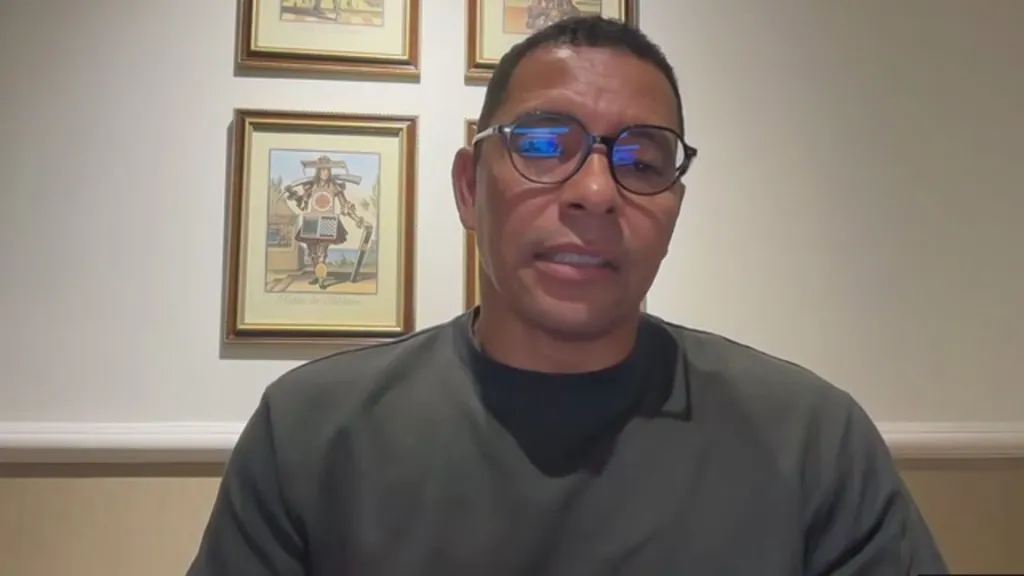 Gilberto Silva exalta transições rápidas do Brasil na Copa do Mundo