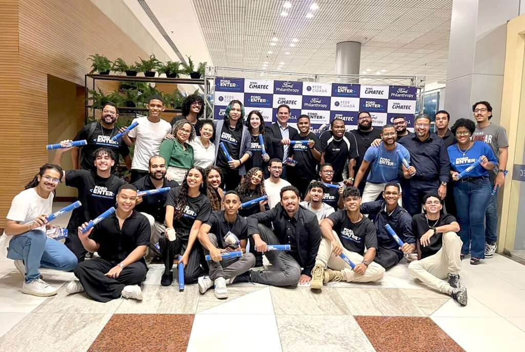 Ford Enter forma primeira turma com 150 alunos na Bahia