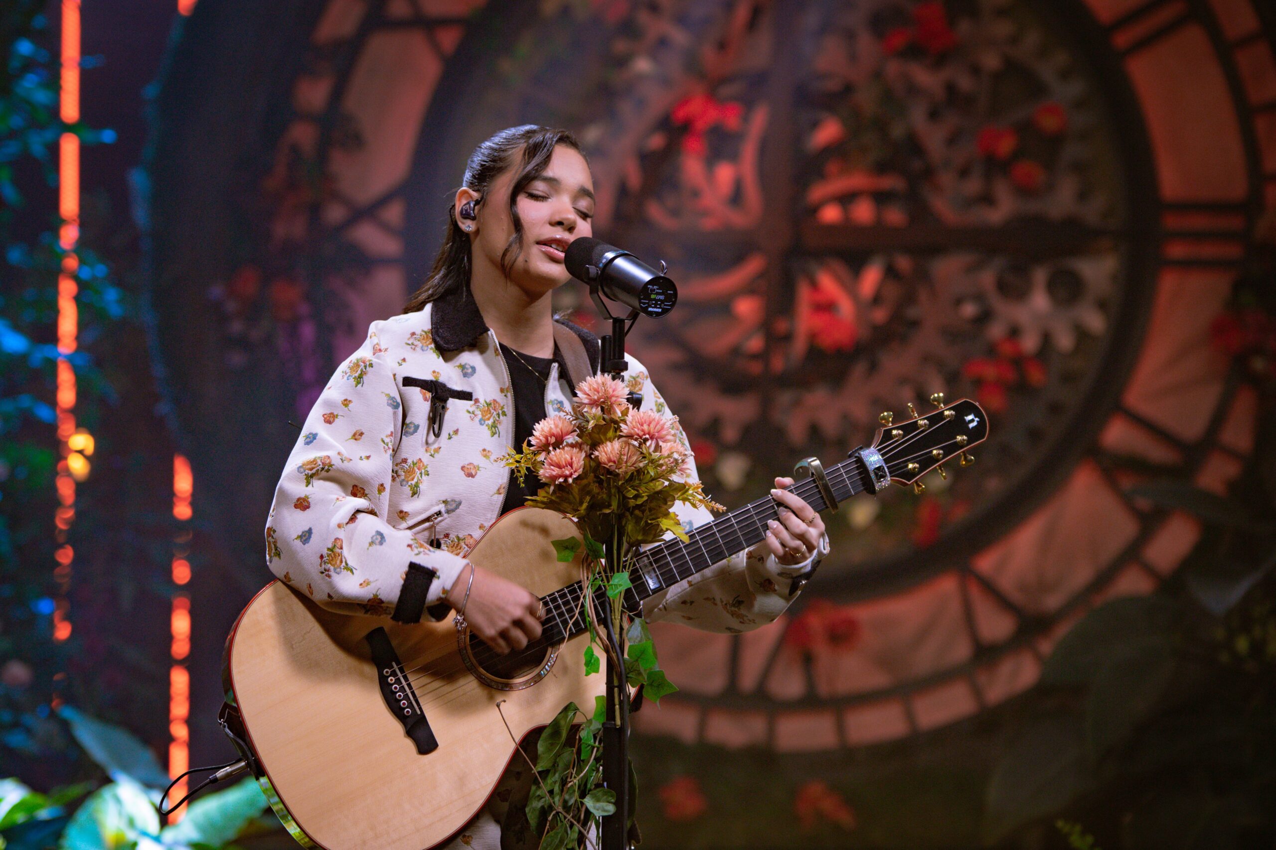 Maria Marçal inicia nova fase da carreira com lançamento do DVD “Tempo”