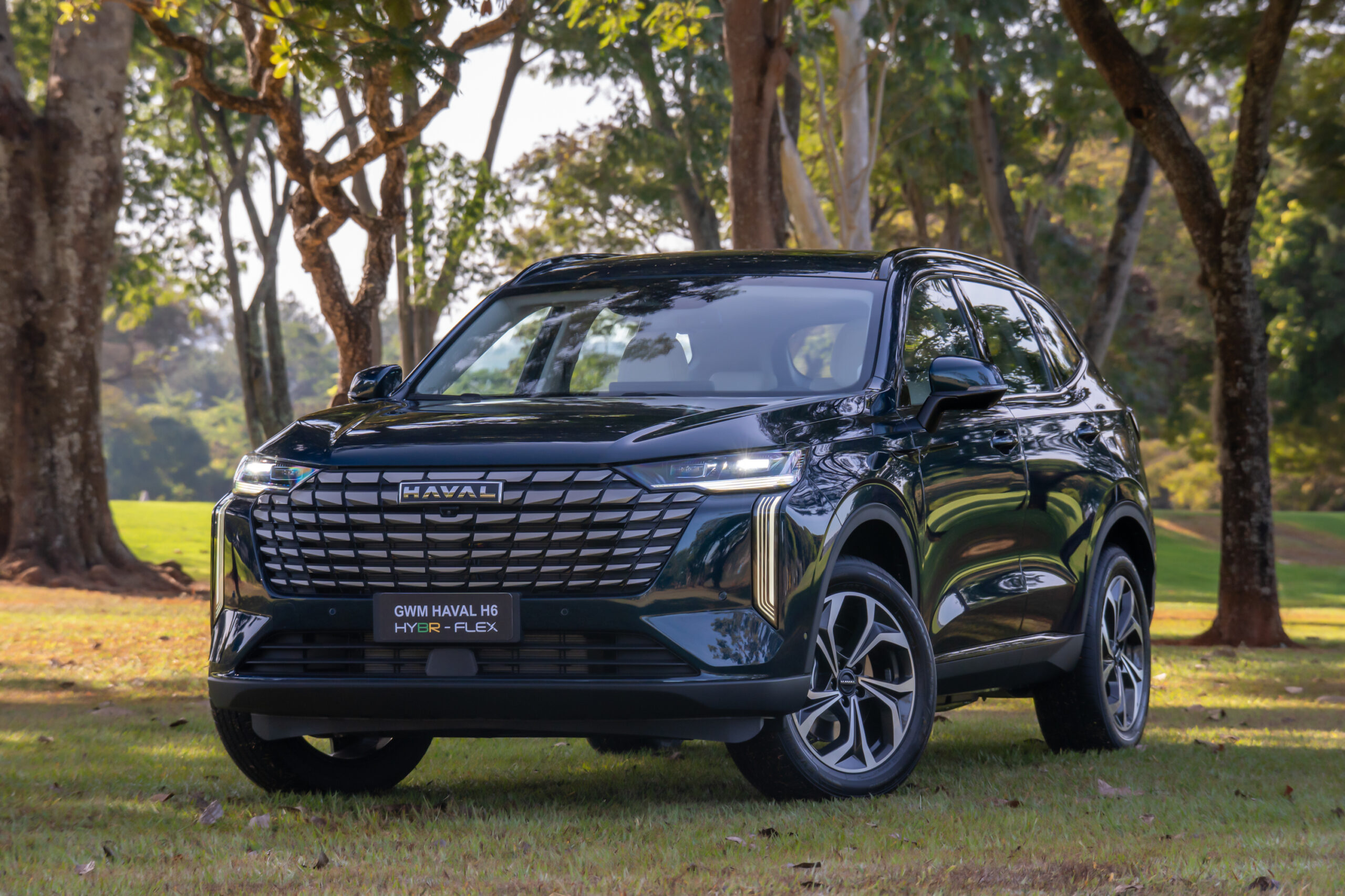 GWM Haval H6 é o primeiro híbrido plug-in flex fabricado no Brasil