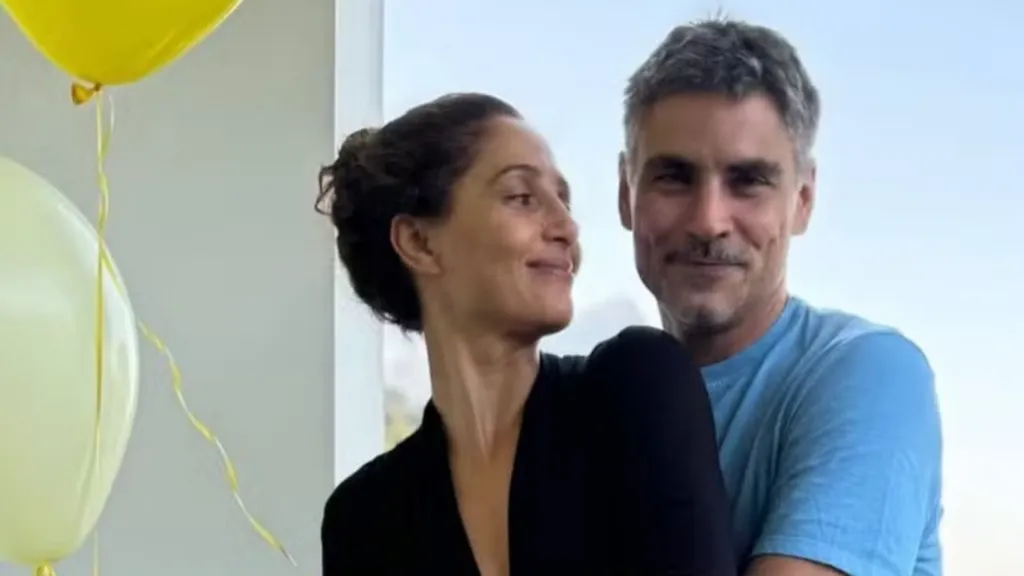 Camila Pitanga celebra noivado e destaca valor do amor maduro