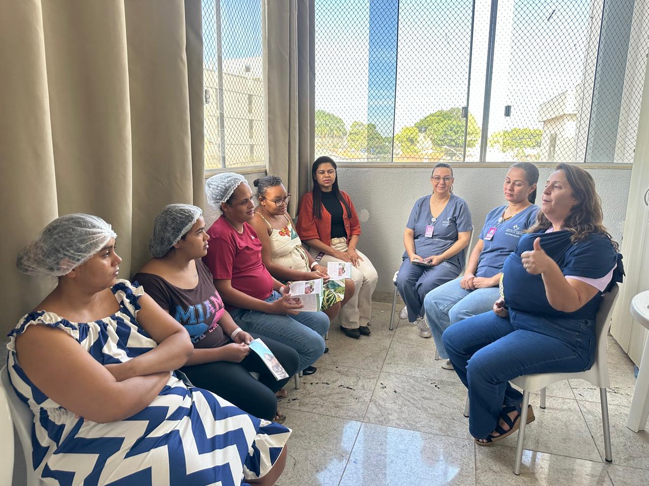 Maternidade Dona Iris realiza roda de conversa sobre Método Canguru