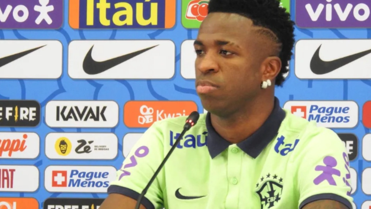 Vídeo: Vinícius Júnior recusa entrevista em espanhol e defende uso do português na Seleção Brasileira