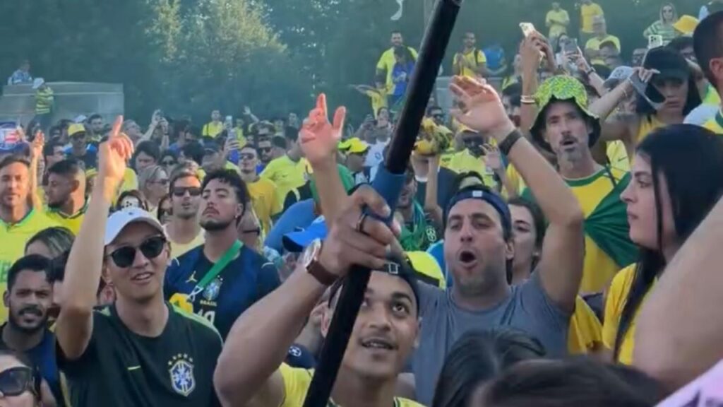 Brasileiros provocam Cristiano Ronaldo e Messi com música: “Nós temos Neymar”; veja vídeo