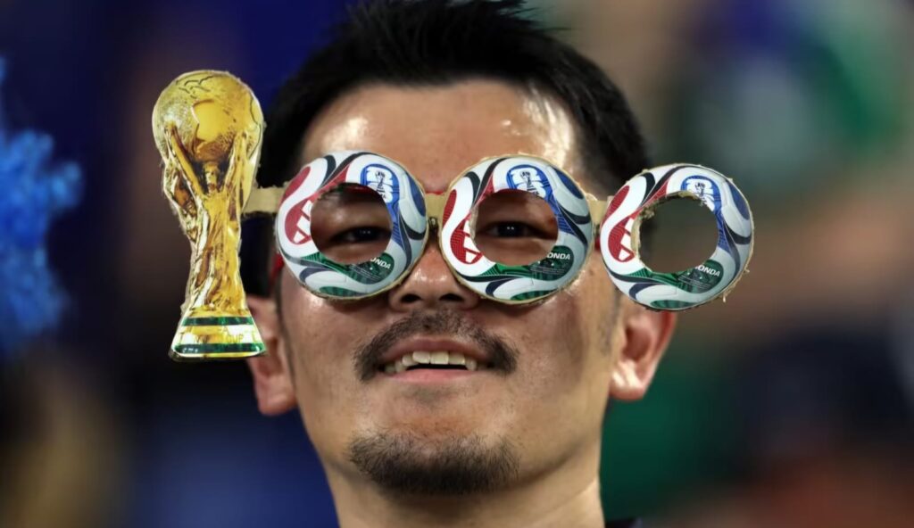 Implacável, Japão goleia Tunísia no jogo mil das Copas e vira possível rival do Brasil no mata-mata