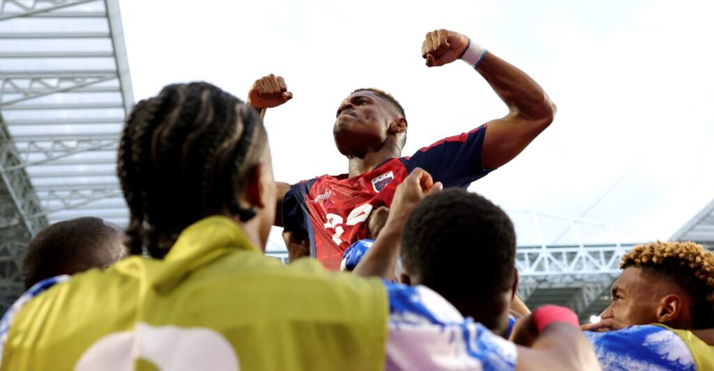 Cabo Verde volta a surpreender, marca primeiros gols em Copas e arranca   empate do Uruguai